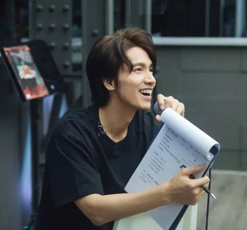 《流星花园》开播20周年,当年爆红的f4,如今怎么样了_言承旭_少女