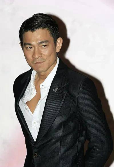 十七岁时,他叫刘福荣_刘德华_首歌_时候