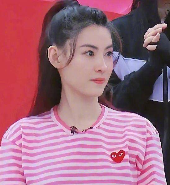 张柏芝重新搞起事业,难道那姐的话点醒了她不再以孩子为中心了?