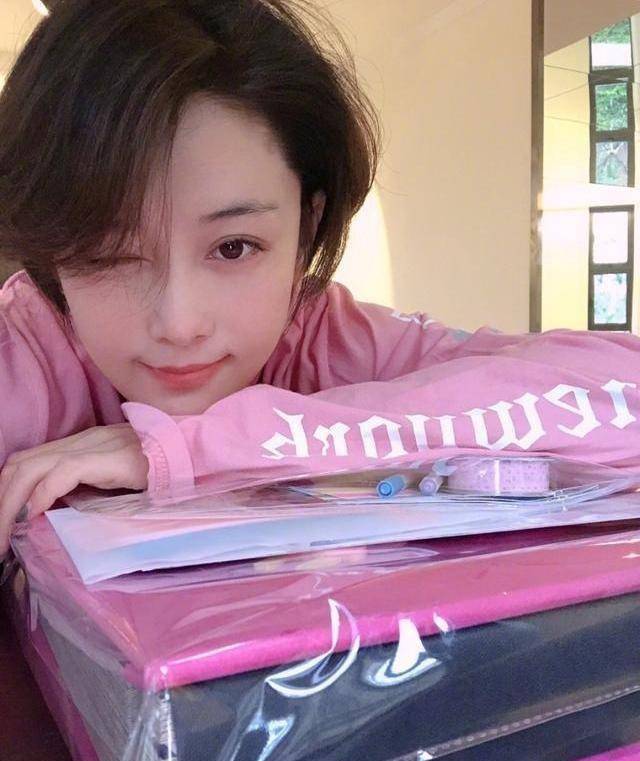 张馨予秀三位数体重,一个月胖了10斤,不敢出镜自侃"没脸"_美食_生产