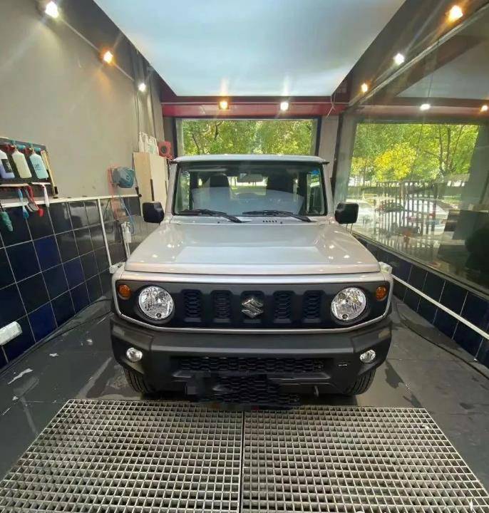 落地31万,国内首提2021款铃木"吉姆尼",网友:看不明白!