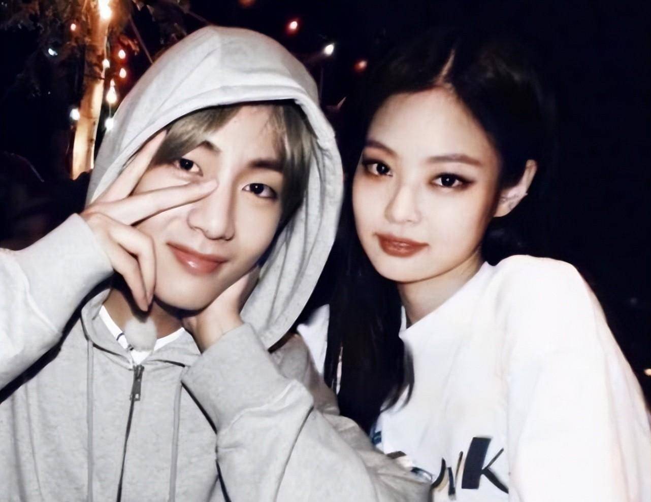 jennie变美剧三明治饼干!金泰亨不介意时尚大动作?_偶像_戏份_风格