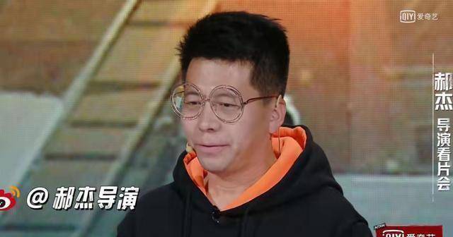 比如文章開頭,張紹剛遇到絕塵派導演郝傑的一言不發,作為一個主持人