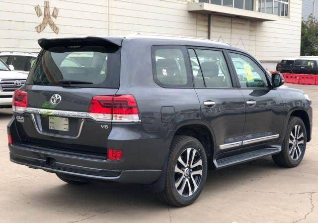 2020款"丰田陆巡"4000gt到港,4.0v6 电尾门,霸气十足!