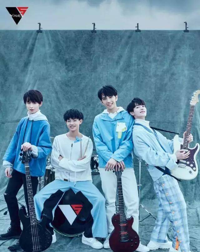 专访vogue5丨做一支可以跟后代吹牛的乐队_温凯崴_因为_都会