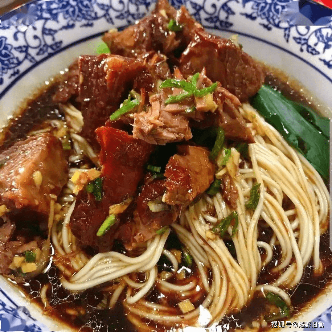 店铺推荐:正宗练市羊肉面,新市酱羊肉,酥全羊面馆在湖州吃羊肉面,有
