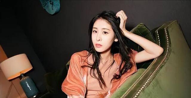 张碧晨:为爱生女惨遭抛弃,到最后终归是白忙活一场_华晨宇_孩子_张杰