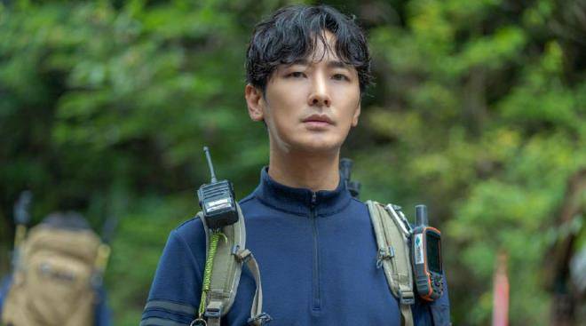 负面缠身的朱智勋,凭借演技再次翻红,曾因涉毒被全民抵制封_作品_因为