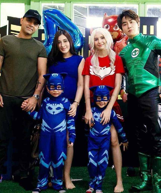 鲜肉mike和前女友为儿子庆生,四岁大眼萌娃惹人怜_maxwell_sarah_生日