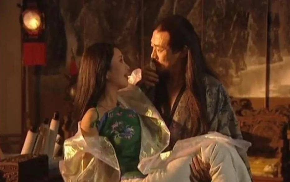 杨秀清和傅善祥傅善祥被东王霸占的说法,现在主要来源就是央视的电视