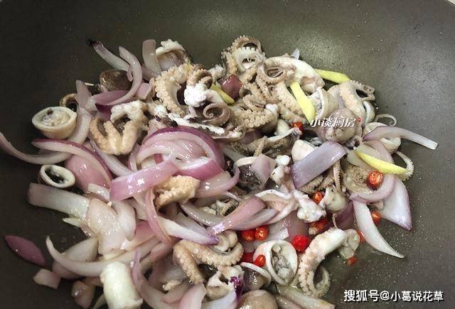 八爪鱼不是鱼,无鳞无刺,营养高,教你这样做,闻着香味就流口水_身体