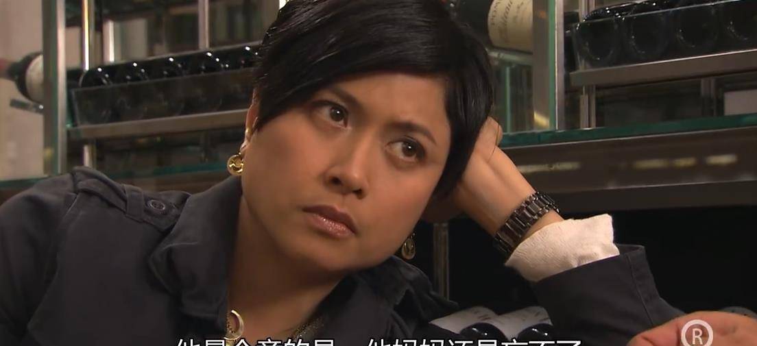 《珠光宝气》里的林保怡,魅力竟然大到让邵美琪愿意与恋爱结婚_日东