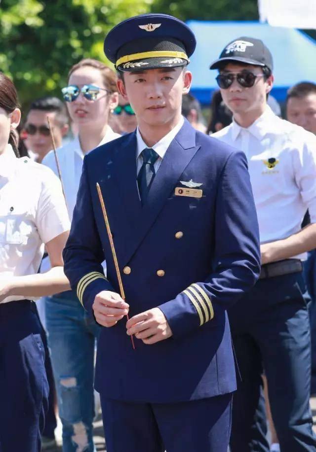 王宝强与刘昊然联手《唐人街探案2》,陈乔恩郑恺制服杀《壮志高飞》!