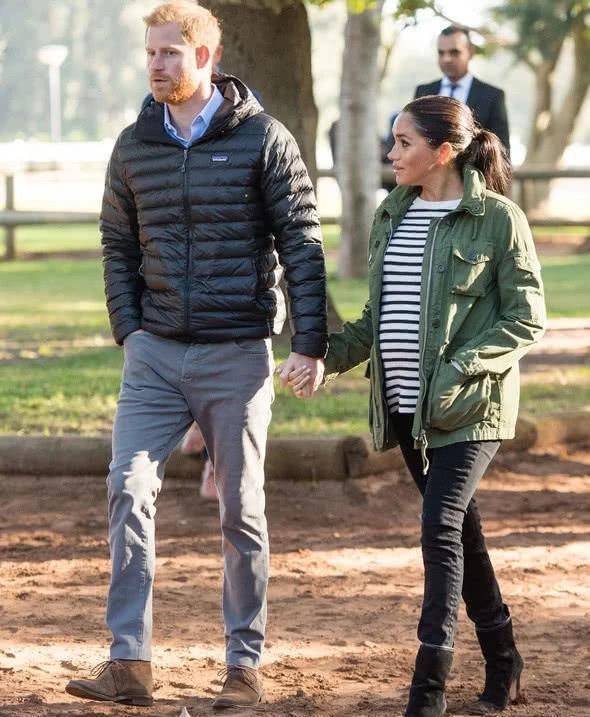 1989年,维多利亚·洛克伍德嫁给了戴安娜的弟弟斯宾塞伯爵,有就是哈里