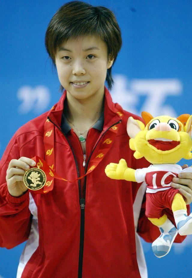 38岁张怡宁二胎产子后首露面!罕提8岁大女儿,教孩子憋出内伤?