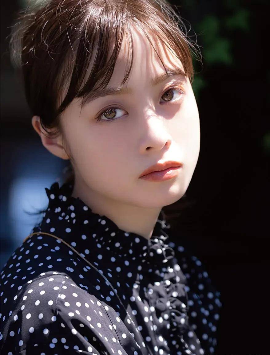 23岁的桥本环奈,千年美女掩盖不住她炙热的野心,情商高,心态好_时候