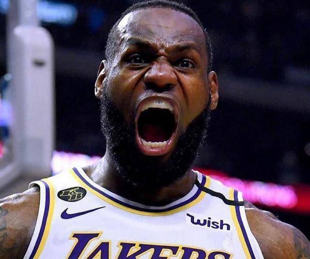 詹姆斯上演极致统治,包揽湖人最后13分_快船_得分_助攻