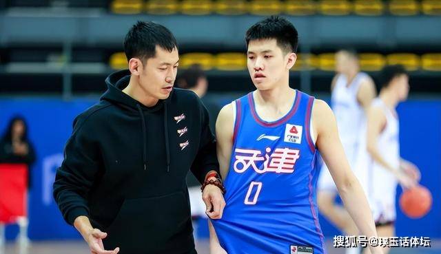 恭喜辽宁名将正式签约,新合同年薪曝光,远超辽篮主帅杨鸣_张庆鹏_天津