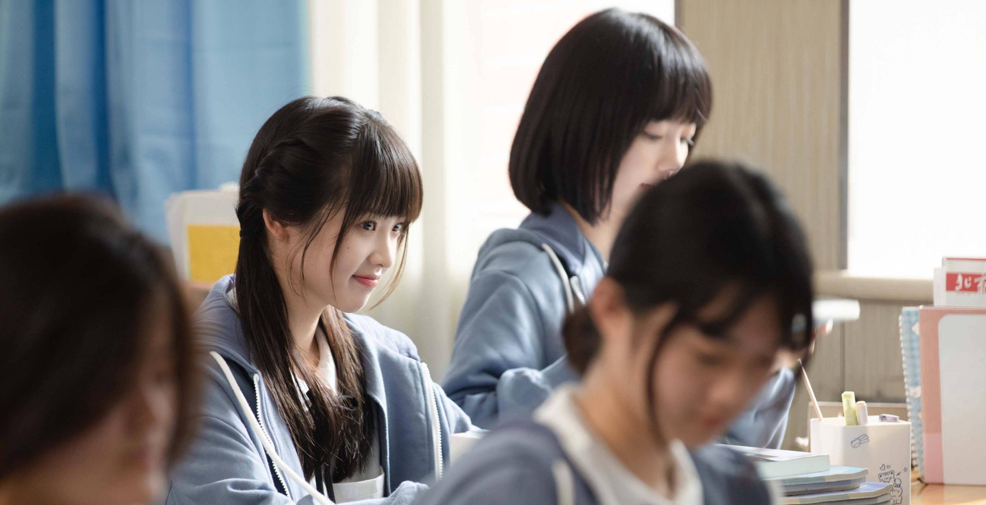 校园小甜剧《当我飞奔向你》开播,这次猫叔的"光环"不灵验了?