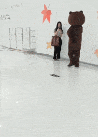 幽默笑话：考好不要紧，你还小，我和你爸也还年轻，我们还可以再...