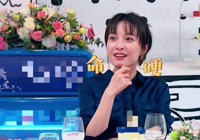 吴昕加入快乐家族后拒绝应酬,直言自己不陪酒,何炅从此认定她_谢娜