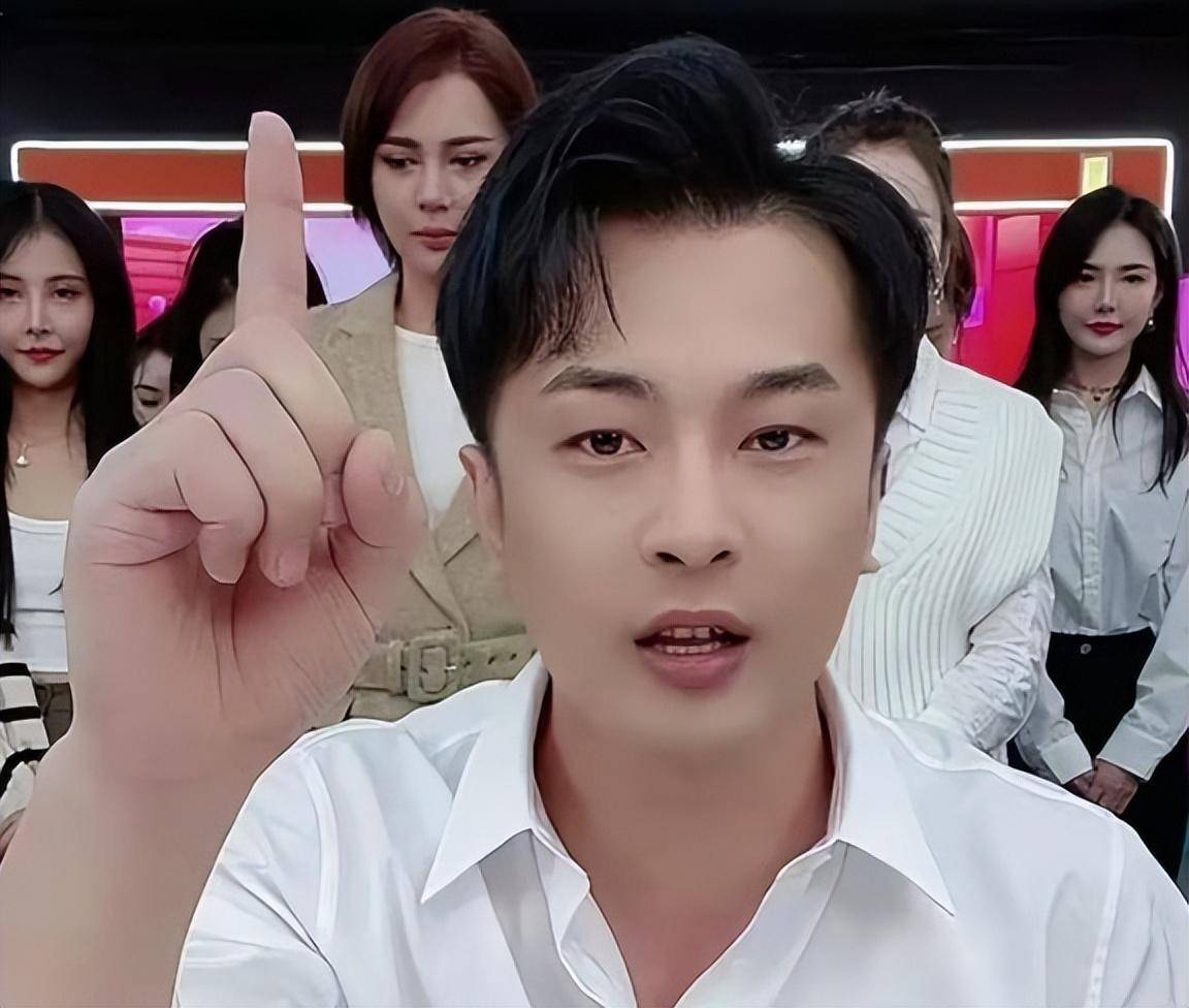 网红马洪涛再登央视一套,处境堪忧,圈内主播分析:与辛巴有关!