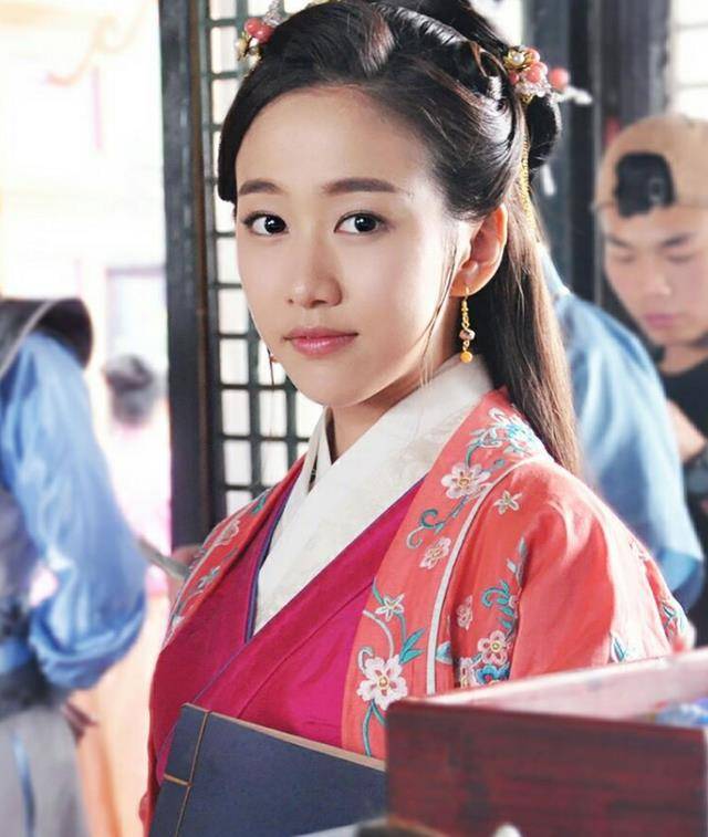 现在混得非常好,杜御风的扮演者是蔡徐坤,他通过2018年偶像练习生彻底