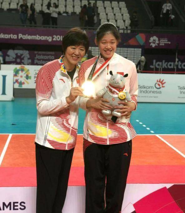 郎平世锦赛秘密武器呼之欲出_李盈_丁霞_曾春蕾