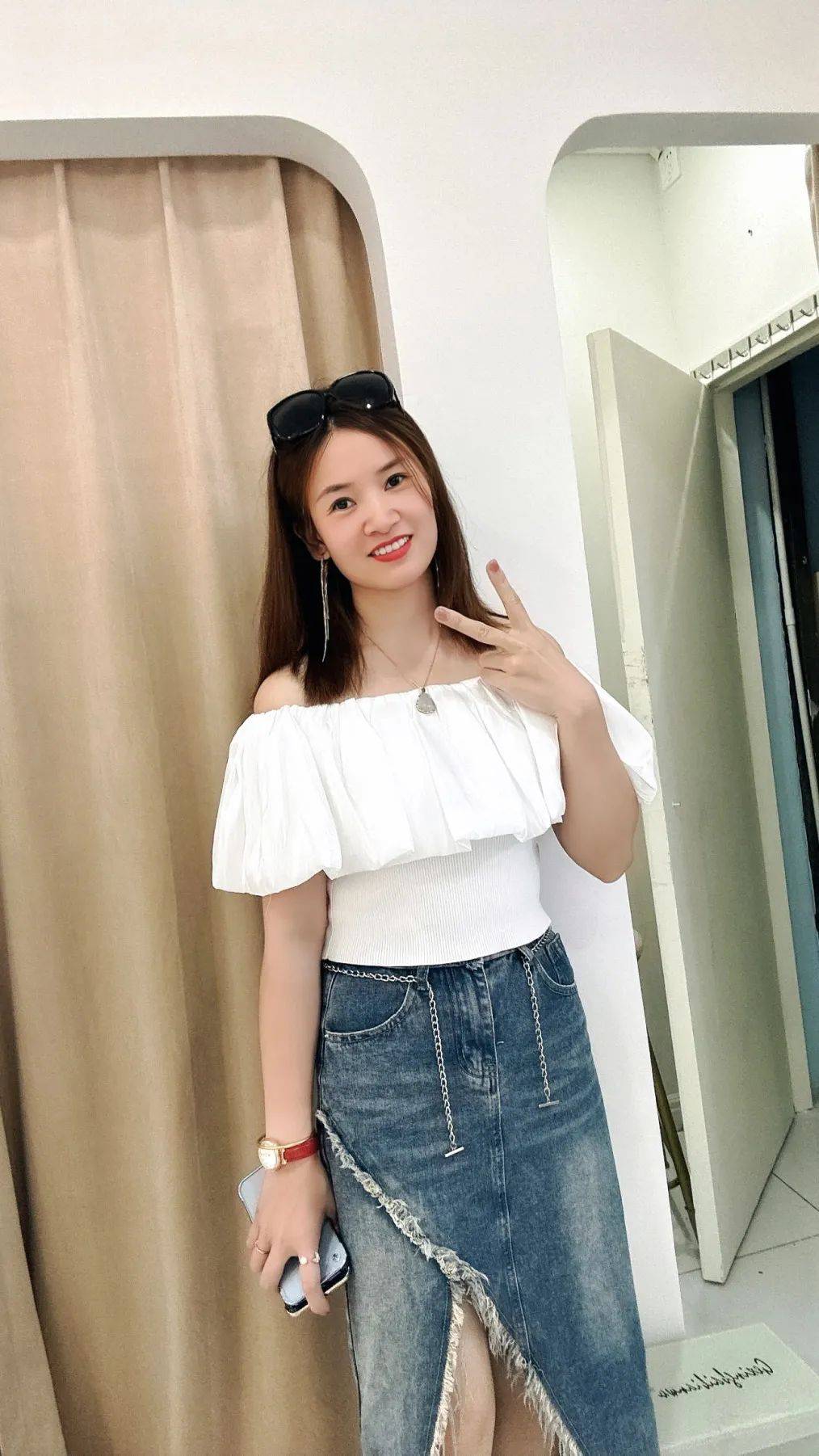 苗莲花专访曾婷婷 | 毅然转型后的美业新生之路,让梦想华丽绽放!