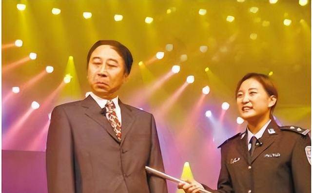 白凯南:师傅是冯巩,和贾玲散伙是我的错,余生好好做喜剧_表演_生活