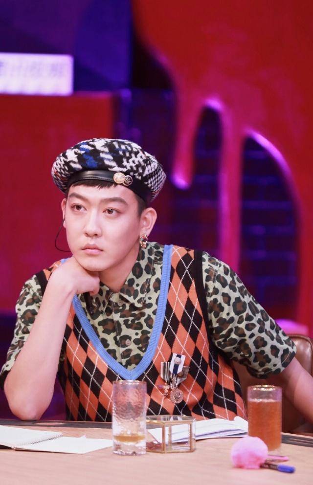 为姜思达离开《奇葩说》而惋惜的网友,可以来《吐槽大会》过瘾了_爱情