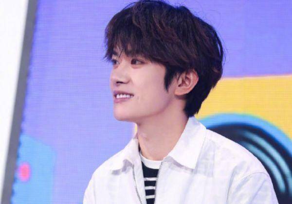 吴宣仪很精致,而他则颠覆从前的形象_网友_王源_王一博