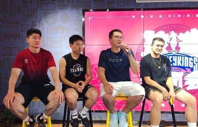 北京体育大学杨皓喆,中国矿业大学邬挺嘉,北京大学赵柏清,万圣伟以及