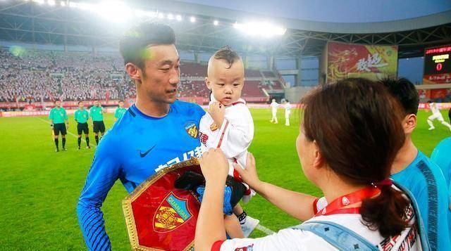 前队友张鹭酒驾被抓历历在目!于汉超私自改车牌号又被交警关注!