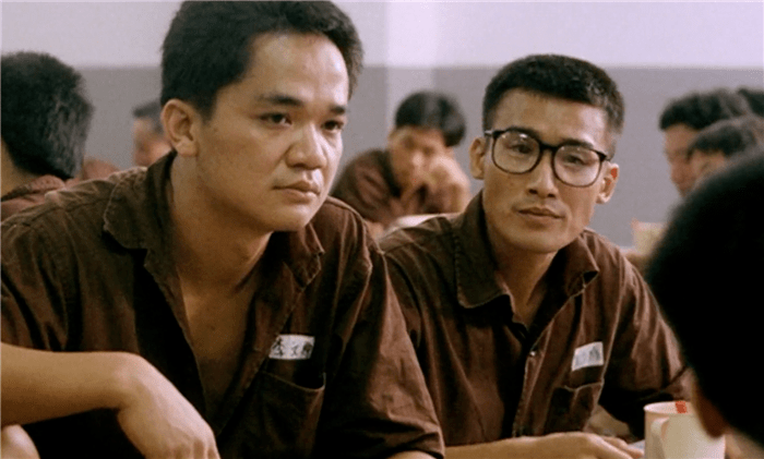 64岁的"傻标"黄光亮,在内地过起了退休生活,被传是王祖蓝老爸_电影