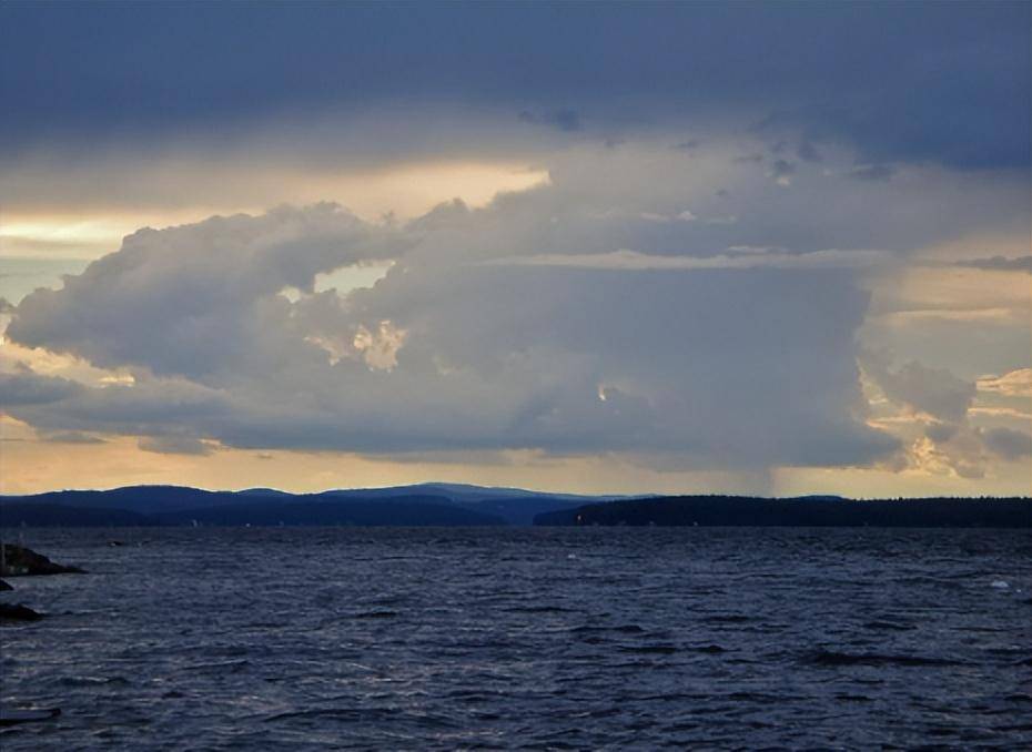 温尼珀索基湖的水文状况,物种多样性和生态服务的分析_湖泊_生物