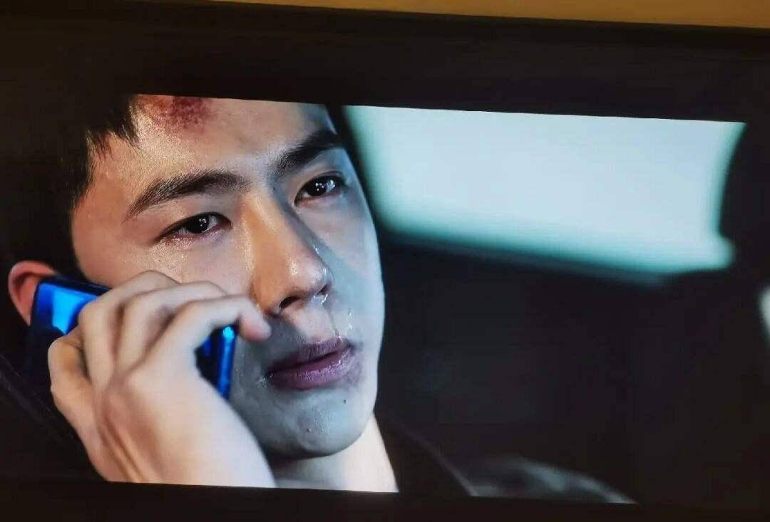 肖战,王一博,鞠婧祎,王玉雯哭了,网友评论好搞笑_眼泪_剧中_感觉