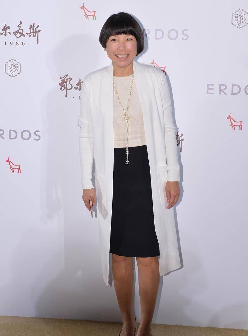 前《vogue》主编张宇携混血女儿重回时尚圈_中国_旅程_封面