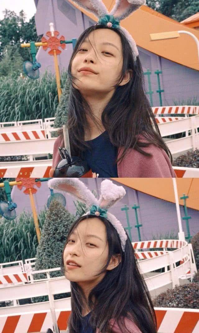 谈及迪士尼这个话题,也必须要带上倪妮才足够精彩,此前倪妮迪士尼照片
