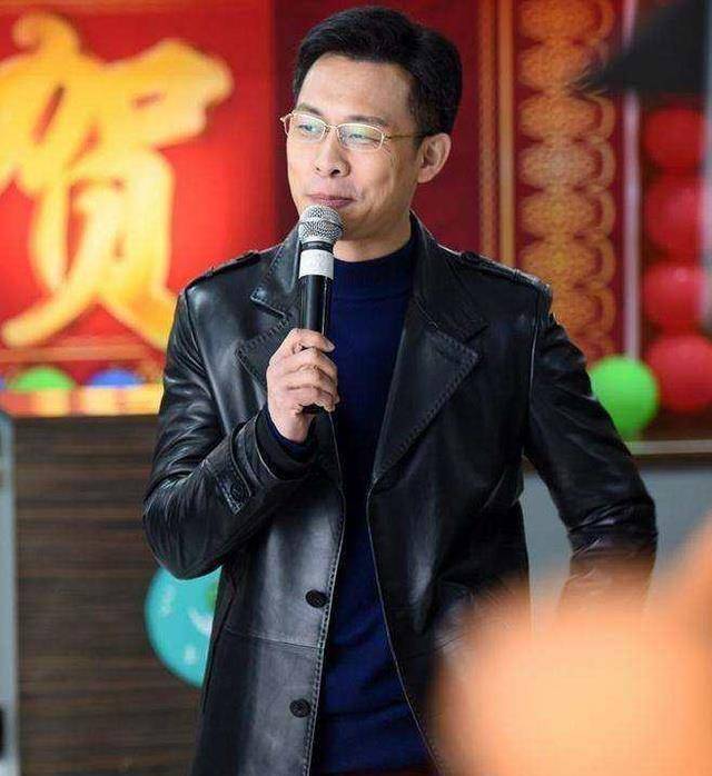 他比张嘉译少一个字,却击败孙红雷赵又廷,黑马逆袭猛摘白玉兰视帝