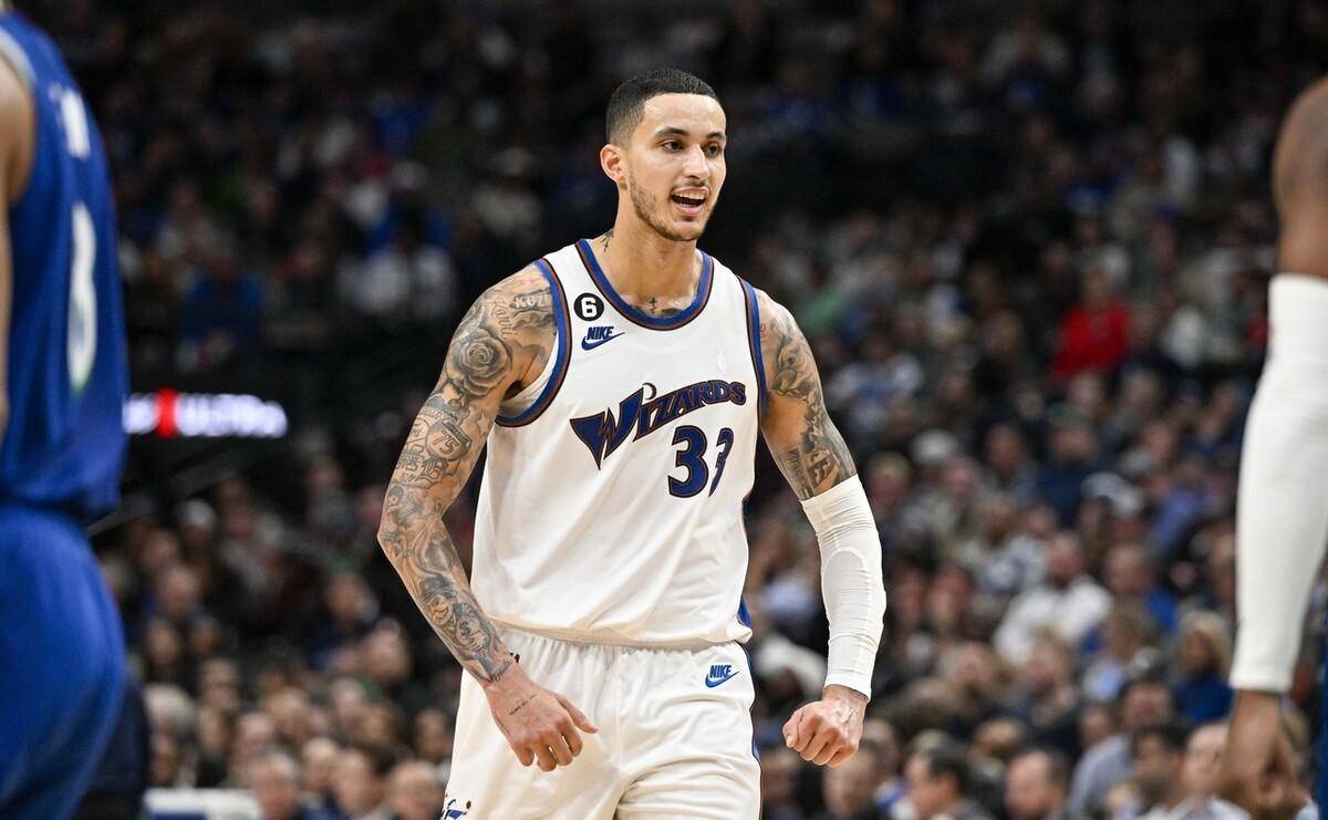 凯尔·库兹马以4年1.02亿美元续约奇才队_球员_的合同_选项