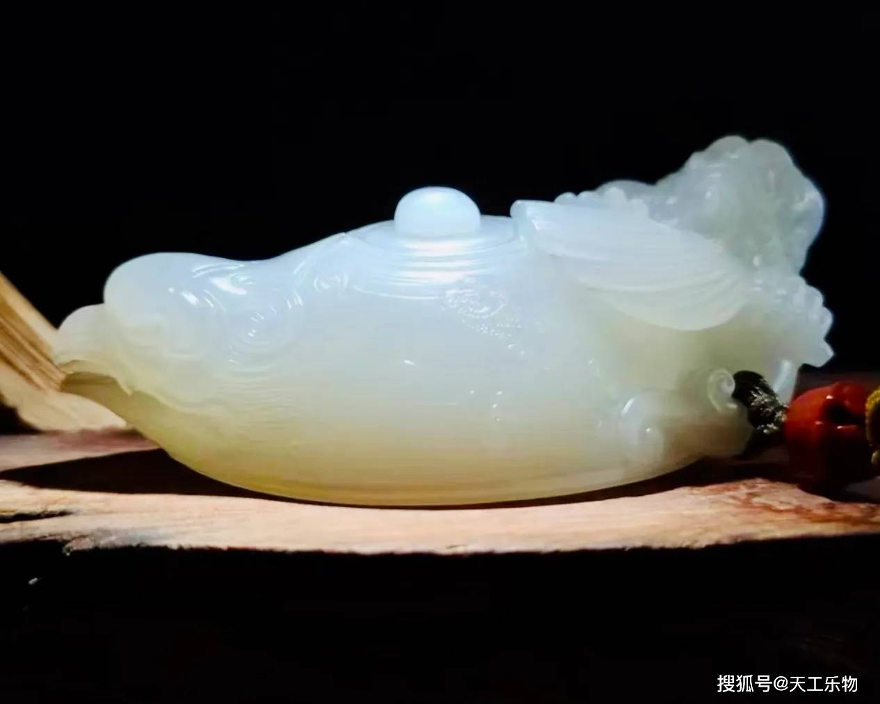 直播间罗甸和田玉带回家!_结构_白玉山_表面