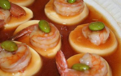 日本豆腐蒸虾仁,鲜香滑嫩,做法简单,特别适合老人和小孩_味道_水果