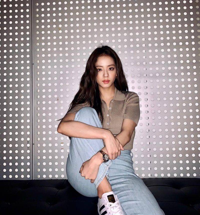 blackpink的lisa和jisoo挑表各有品味,细数二人搭配法则_手表_tank