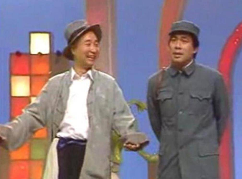 舞台8大神级救场:董卿黄金3分钟,倪萍用四张纸骗了