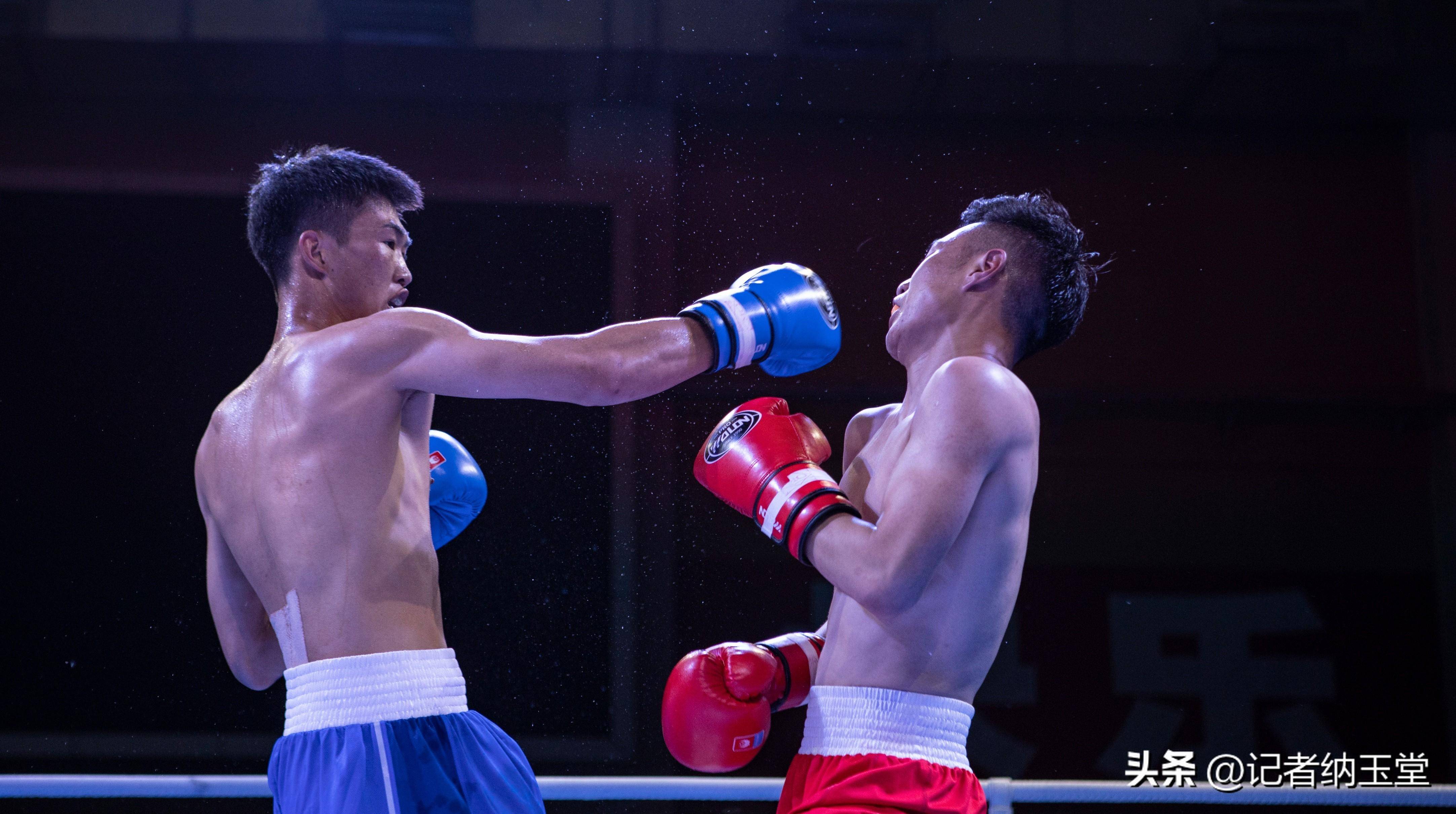 苏航现场主持,中央电视台拳击解说嘉宾李青生,杜文杰为大赛现场解说