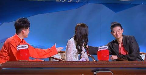 张云雷钟爱刘丰直言比完来找我 有望加入德云社_鞠婧祎_时霍尊_表演