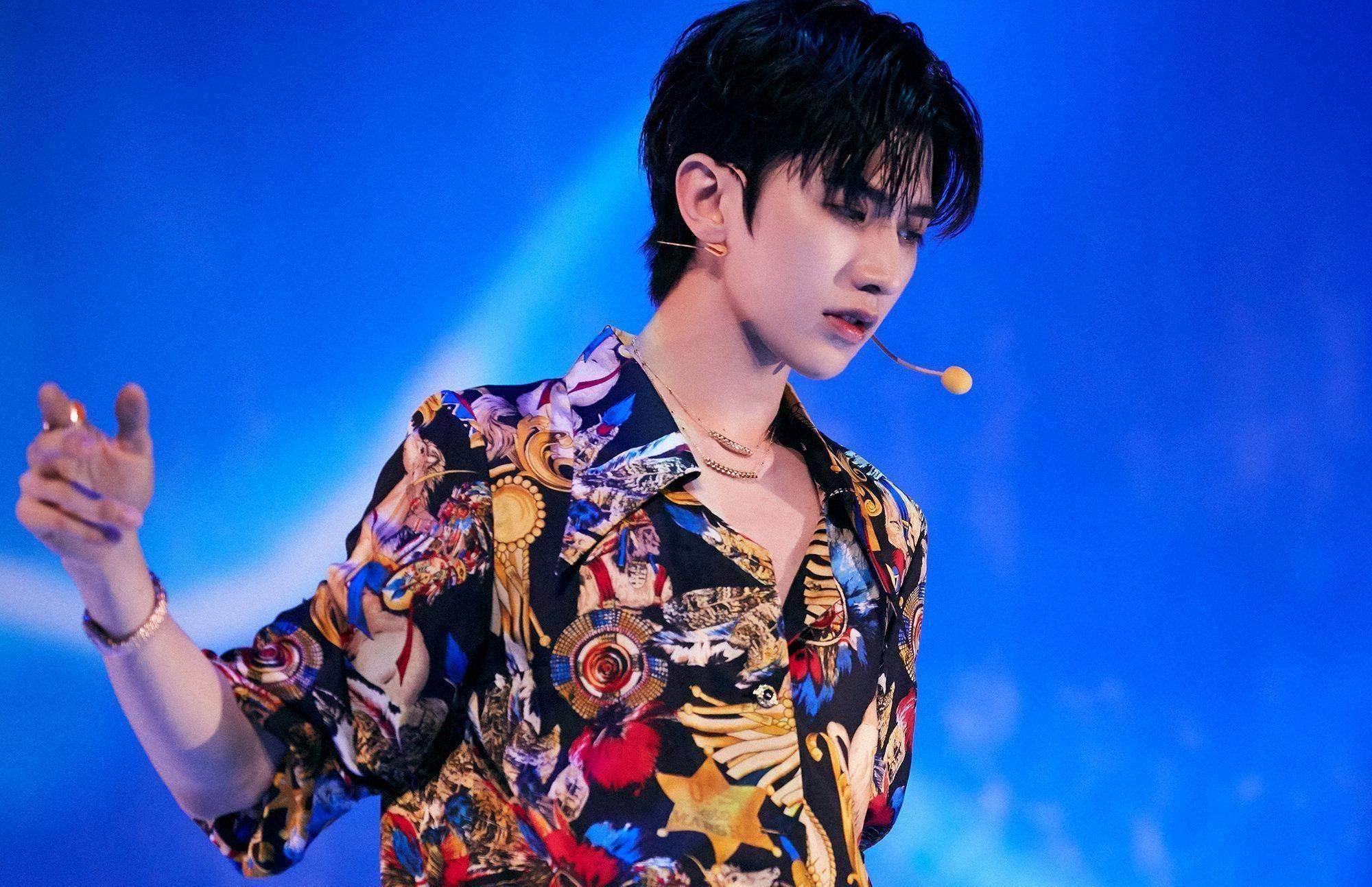 安琦调侃黄明昊年纪小,黄明昊反怼:the9都比蔡徐坤大_组合_青春_年龄