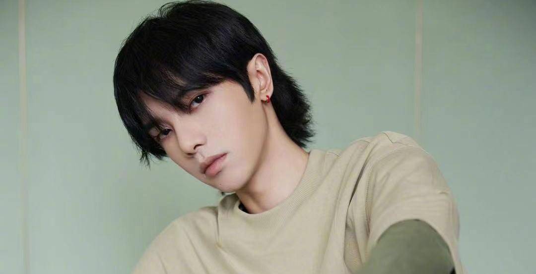 历届《快乐男声》现状,有人顶流有人糊,前身的两位冠军竟被遗忘_余洺