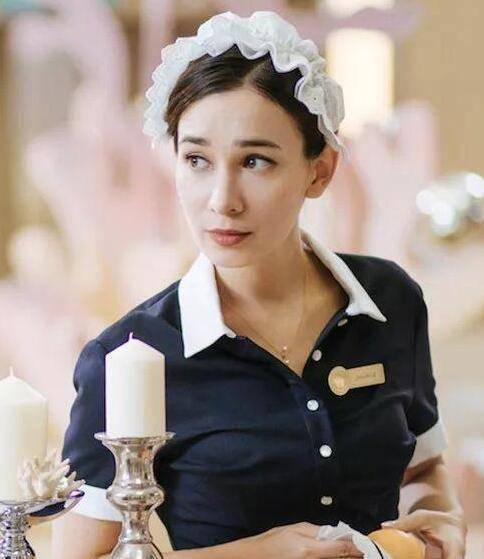 《李茶的姑妈》沈腾的3分钟是亮点,但卢靖姗却做到了惊艳四方!